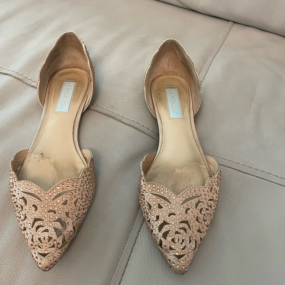 Betsy Johnson flats